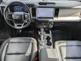 Ford Bronco 2025 4x4 Outer Banks SUV de 4 puertas