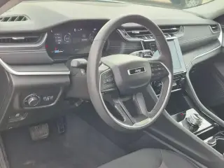 Jeep Grand Cherokee L 2023 4x4 Laredo SUV de 4 puertas