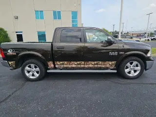 Ram 1500 2014 4x4 Big Horn Cabina Doble 4p Caja de 5.5 pies