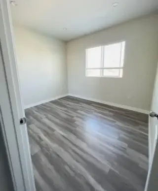 2 Bedroom Apt in Koreatown
