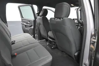 Camioneta Ram 1500 2024 4x4 Tradesman Cabina Doble de 4 puertas y batea de 5.6 pies