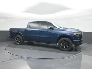 Ram 1500 2022 4x4 Limited 4dr Crew Cab caja corta de 5.6 pies