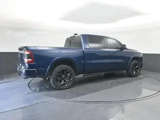 Ram 1500 2022 4x4 Limited 4dr Crew Cab caja corta de 5.6 pies