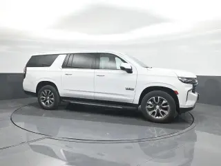 Chevrolet Suburban 2022 4x2 LT 4p SUV