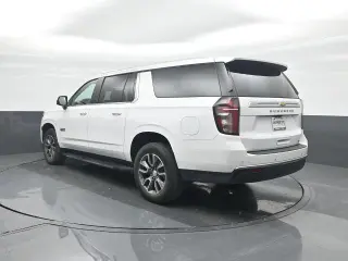 Chevrolet Suburban 2022 4x2 LT 4p SUV