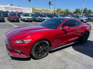 Ford Mustang 2017 GT Premium 2dr Fastback