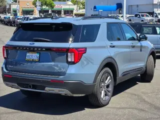 Ford Explorer 2026 AWD Active SUV de 4 puertas