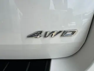 Ford Explorer 2023 AWD XLT SUV de 4 puertas