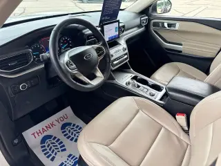 Ford Explorer 2023 AWD XLT SUV de 4 puertas