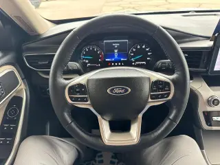 Ford Explorer 2023 AWD XLT SUV de 4 puertas