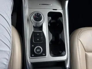 Ford Explorer 2023 AWD XLT SUV de 4 puertas