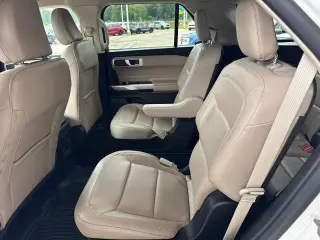Ford Explorer 2023 AWD XLT SUV de 4 puertas