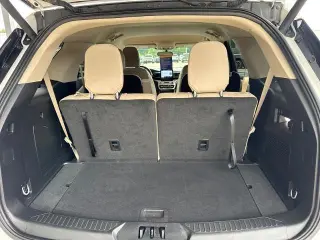Ford Explorer 2023 AWD XLT SUV de 4 puertas