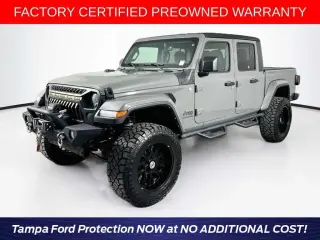 Jeep Gladiator 2022 4x4 Overland 4 puertas Crew Cab batea de 5.0 pies