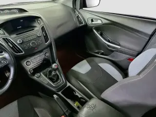 Ford Focus 2016 ST Hatchback de 4 puertas