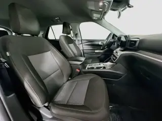 Ford Explorer 2023 XLT SUV de 4 puertas