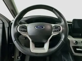 Ford Explorer 2023 XLT SUV de 4 puertas