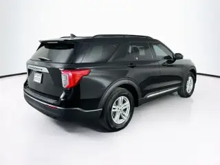 Ford Explorer 2023 XLT SUV de 4 puertas