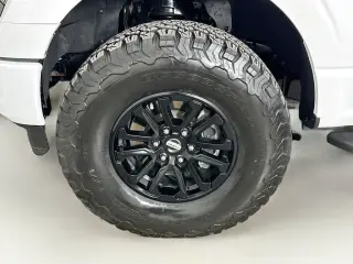 Ford F-150 2024 4x4 STX 4dr SuperCrew 5.5 ft. SB