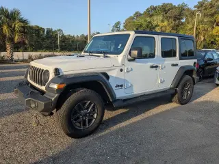 Jeep Wrangler 2024 4x4 Willys SUV de 4 puertas