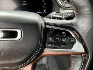 Jeep Grand Cherokee 2022 4x4 Summit 4xe SUV de 4 puertas