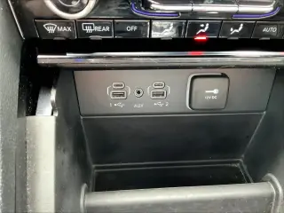 Jeep Grand Cherokee 2022 4x4 Summit 4xe SUV de 4 puertas