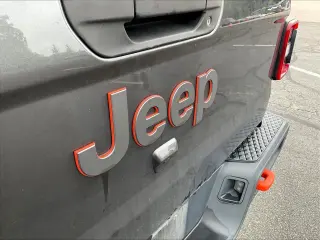 Jeep Gladiator 2020 4x4 Mojave 4dr Crew Cab 5.0 ft. SB