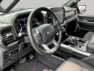 Ford F-150 2023 4x4 XLT 4p SuperCrew 5.5 ft. SB