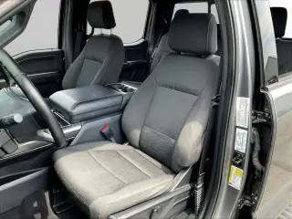 Ford F-150 2023 4x4 XLT 4p SuperCrew 5.5 ft. SB