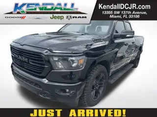 Ram 1500 2021 4x2 Big Horn 4 puertas Quad Cab batea de 6.4 pies