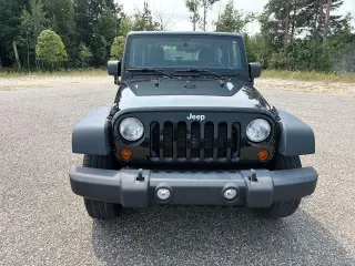 Jeep Wrangler 2012 4x4 Sport SUV de 2 puertas