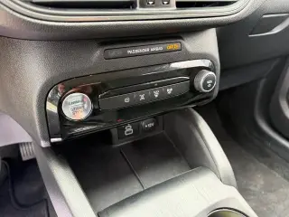 Ford Escape Híbrido Enchufable 2025 PHEV SUV de 4 puertas