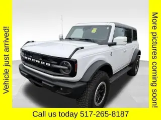 Ford Bronco 2023 4x4 Badlands Advanced SUV de 4 puertas