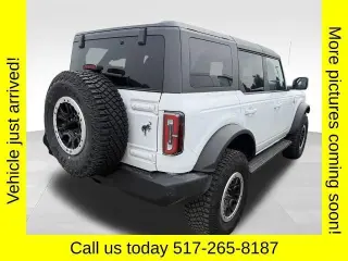 Ford Bronco 2023 4x4 Badlands Advanced SUV de 4 puertas