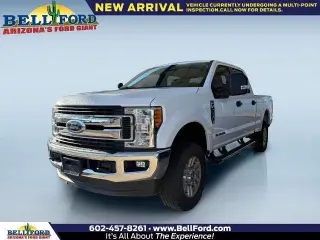 Ford F-250 Super Duty 2017 4x4 King Ranch 4 puertas Cabina de tripulación 6.8 pies SB Camioneta