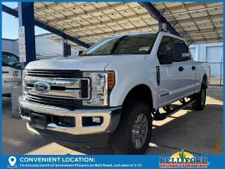 Ford F-250 Super Duty 2017 4x4 King Ranch 4 puertas Cabina de tripulación 6.8 pies SB Camioneta