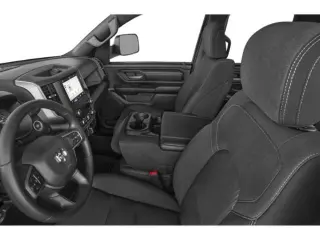 Ram 1500 2023 4x4 Tradesman Cabina Quad de 4 pzas y batea de 6.4 pies