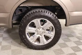 Ford F-150 2019 4x4 King Ranch 4p SuperCrew 5.5 ft. SB