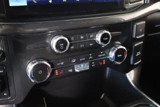 Ford F-150 2022 4x4 XLT 4p SuperCrew 5.5 ft. SB