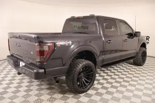 Ford F-150 2023 4x4 XL 4dr SuperCrew 5.5 ft. SB