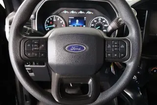 Ford F-150 2023 4x4 XL 4dr SuperCrew 5.5 ft. SB