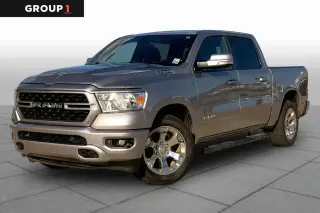 Ram 1500 2022 4x4 Lone Star 4dr Crew Cab batea de 5.6 pies