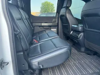 Ford F-150 2023 4x4 Platinum 4 puertas SuperCrew 6.5 ft. SB