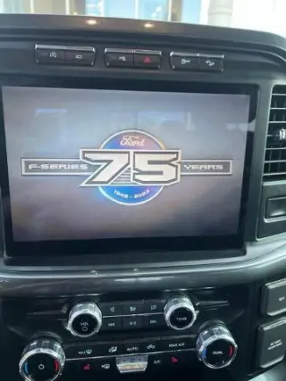 Ford F-150 2023 4x4 Platinum 4 puertas SuperCrew 6.5 ft. SB