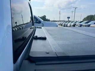 Ford F-150 2023 4x4 Platinum 4 puertas SuperCrew 6.5 ft. SB
