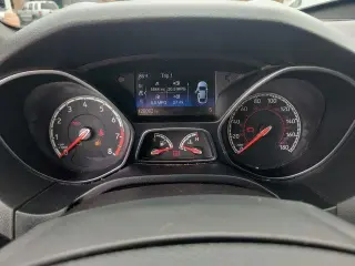 Ford Focus 2015 ST 5 puertas Hatchback