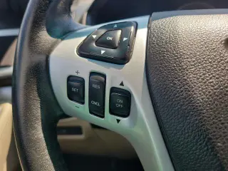 Ford Explorer 2015 AWD XLT SUV de 4 puertas