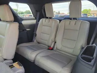 Ford Explorer 2015 AWD XLT SUV de 4 puertas
