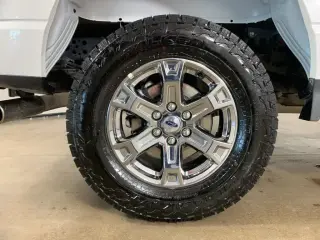 Ford F-150 2022 4x4 King Ranch 4 puertas SuperCrew 6.5 pies SB