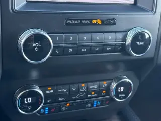 Ford Expedition 2019 4x4 Limited 4dr SUV